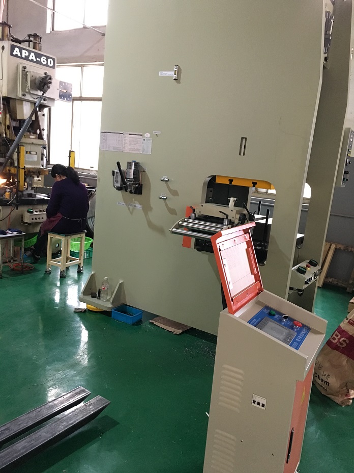 �ŷ����ϻ�JNC-200��GO-200��װ�ֳ�